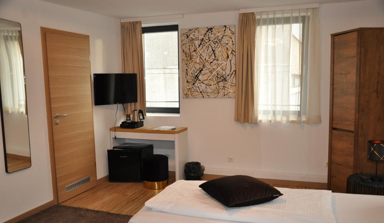 A&C Hotel Backnang Extérieur photo